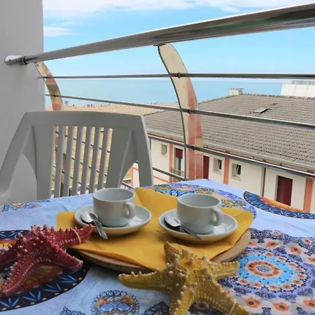Modern Flat With Sea View * ビビオーネ