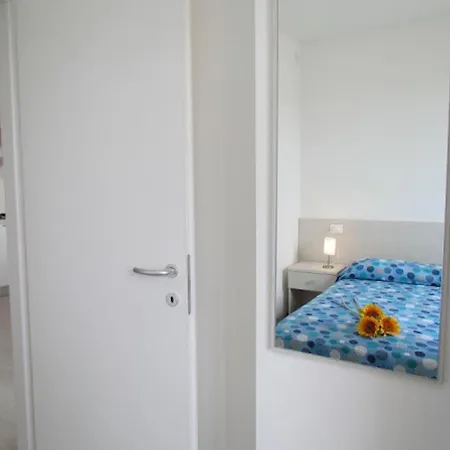 Modern Flat With Sea View Apartamento