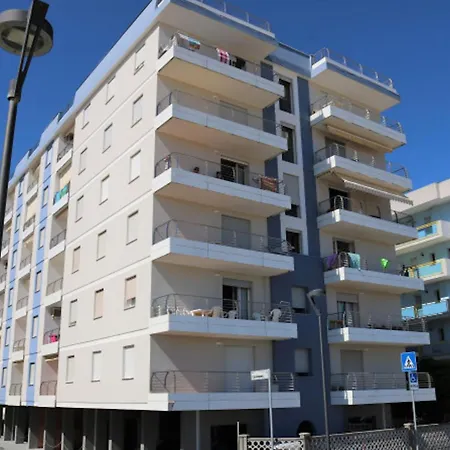 Modern Flat With Sea View Bibione